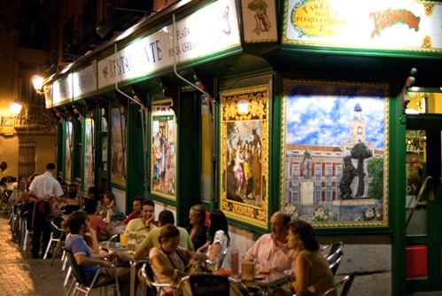 bares y tapas tipicas de Madrid y vino