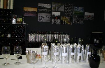 Los vinos se catan en modo "cata ciega"