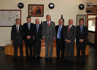 El Rey D. Juan Carlos con la familia Perez Pascuas