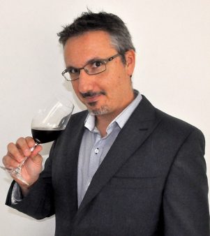 Isaac Fernández - Autor